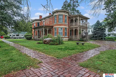 1720 K St, Auburn, NE 68305
