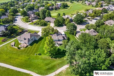View/Area - 12941 Eagle Run Dr, Omaha, NE 68164 photo 2 of 9