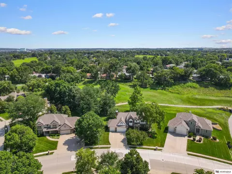 View/Area - 12941 Eagle Run Dr, Omaha, NE 68164 photo 5 of 9