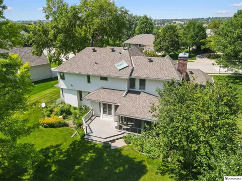 View/Area - 12941 Eagle Run Dr, Omaha, NE 68164 photo 1 of 9