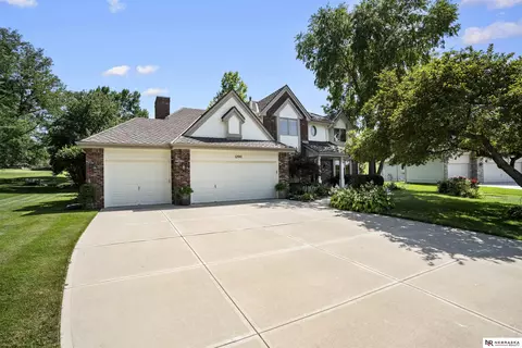 Exterior - 12941 Eagle Run Dr, Omaha, NE 68164 photo 10 of 11