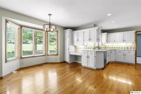 Kitchen - 12941 Eagle Run Dr, Omaha, NE 68164 photo 1 of 6