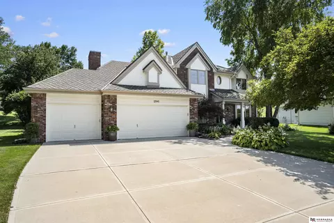 Exterior - 12941 Eagle Run Dr, Omaha, NE 68164 photo 9 of 11