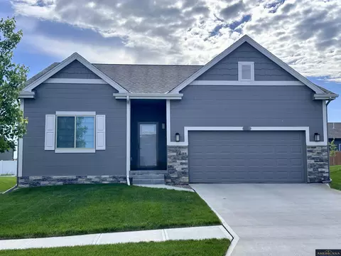 9405 N 171 St, Bennington, NE 68007