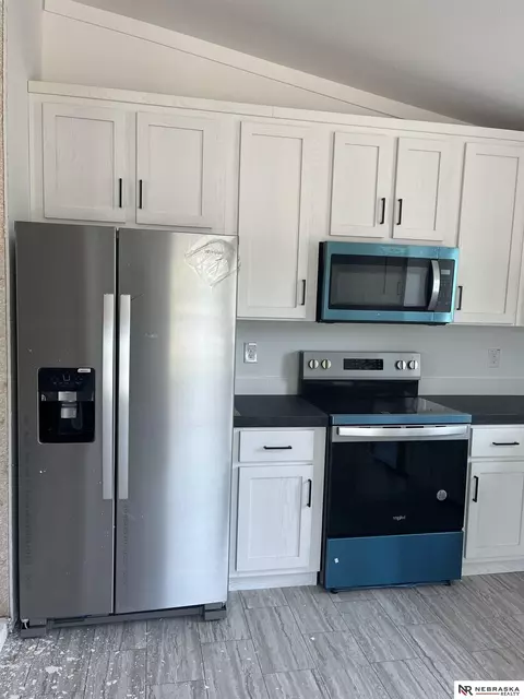 105 N Platte St, Valley, NE 68064 photo 9