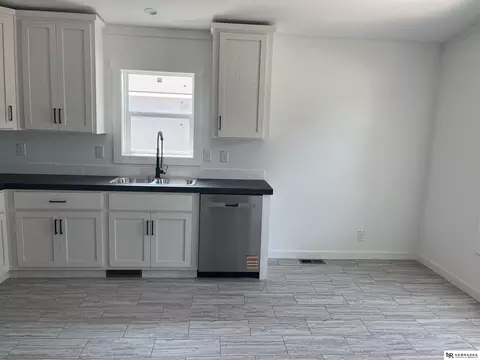 105 N Platte St, Valley, NE 68064 photo 5