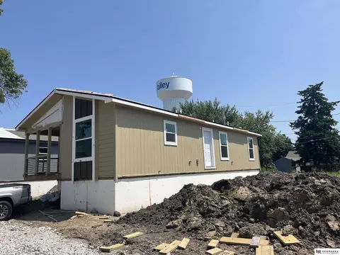107 N Platte St, Valley, NE 68064