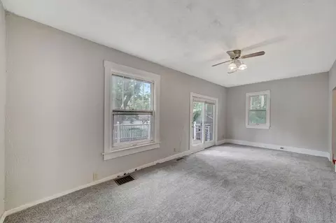 Living - 823 N 11th St, Beatrice, NE 68310 photo 4 of 8