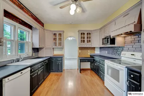 Kitchen - 823 N 11th St, Beatrice, NE 68310 photo 4 of 5