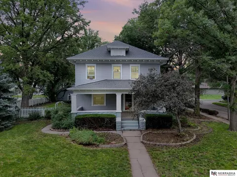 Exterior - 823 N 11th St, Beatrice, NE 68310 photo 14 of 14