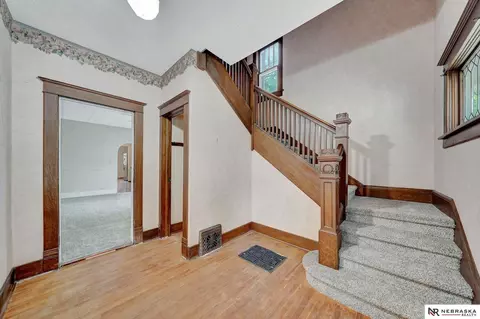 Entry Way - 823 N 11th St, Beatrice, NE 68310 photo 2 of 14