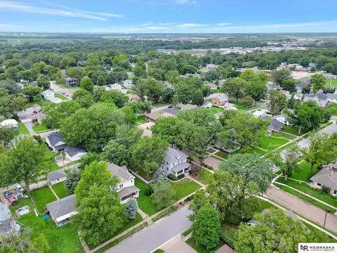 View/Area - 823 N 11th St, Beatrice, NE 68310 photo 1 of 4