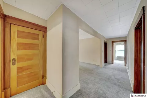 Entry Way - 823 N 11th St, Beatrice, NE 68310 photo 8 of 14