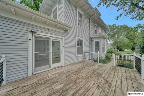 Exterior - 823 N 11th St, Beatrice, NE 68310 photo 7 of 14