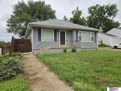 1401 G St, Fairbury, NE 68352