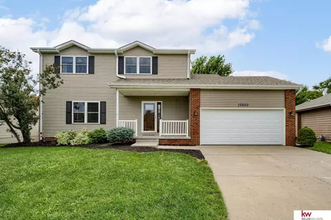 19803 Bellbrook Blvd, Gretna, NE 68028