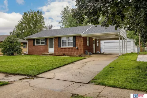 4141 Dunn Ave, Lincoln, NE 68502