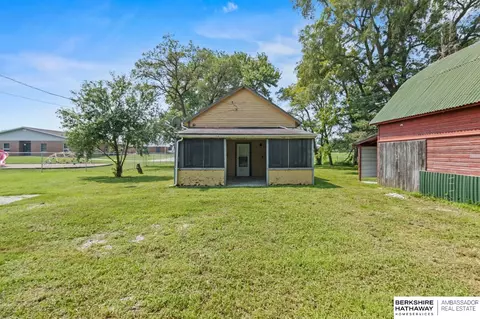 514 Pebble St, Scribner, NE 68057