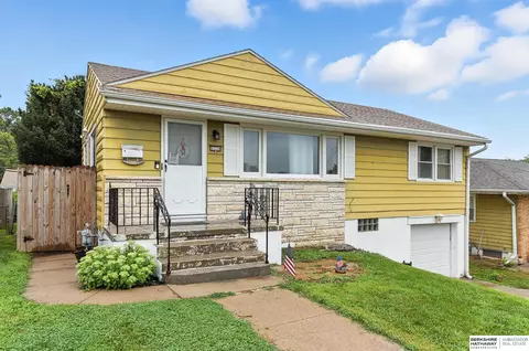 5338 N 47th St, Omaha, NE 68104
