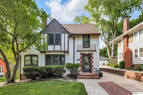 5116 Western Ave, Omaha, NE 68132