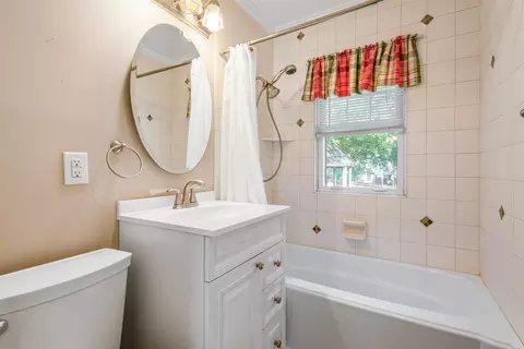 Bath - 2135 S 61st St, Omaha, NE 68106 photo 1 of 1