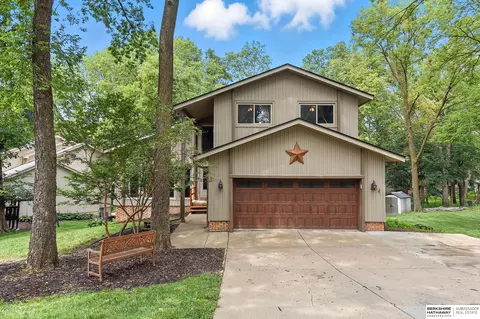 4606 Sutley Cir, Papillion, NE 68133