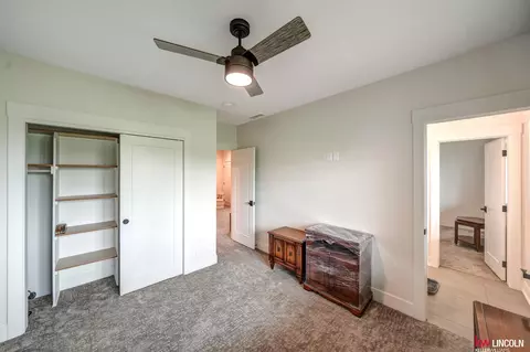 Bedroom - 1015 County Road E Rd, Palmyra, NE 68418 photo 7 of 9