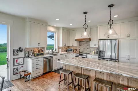 Kitchen - 1015 County Road E Rd, Palmyra, NE 68418 photo 2 of 9