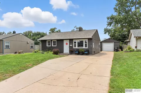 3120 S 38th Ave, Omaha, NE 68105