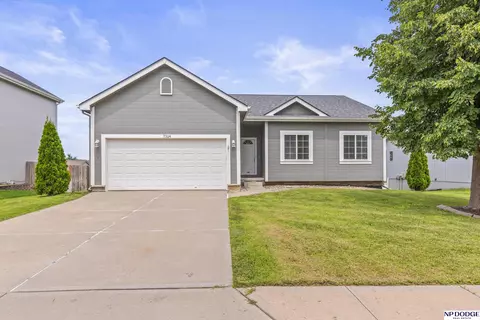 7314 Michelle Ave, La Vista, NE 68128