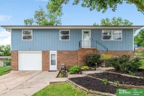 3115 Duane Ave, Bellevue, NE 68123
