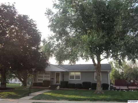 4116 Arbor St, Omaha, NE 68105