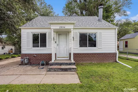 2954 N 56th St, Lincoln, NE 68504