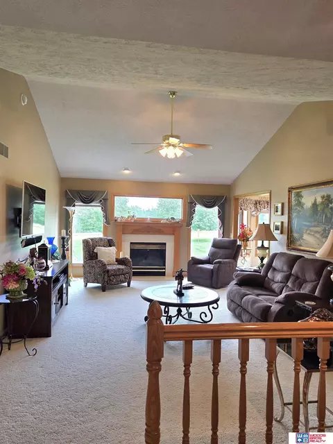420 N 33rd St, Beatrice, NE 68310 photo 5