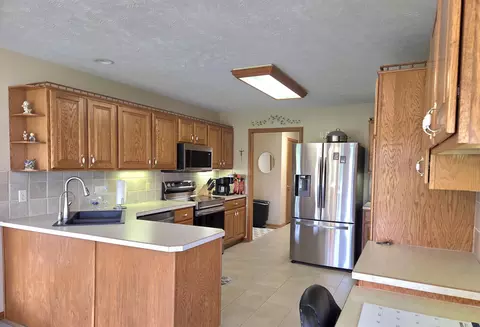 420 N 33rd St, Beatrice, NE 68310 photo 10