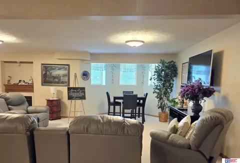 420 N 33rd St, Beatrice, NE 68310 photo 22