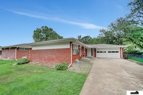3919 Pace Blvd, Lincoln, NE 68502