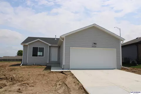 6430 N 13 Ct, Lincoln, NE 68521