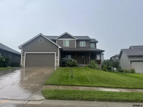 8507 S 106 St, La Vista, NE 68128