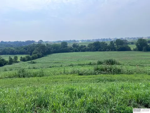 10906 N 162nd St, Bennington, NE 68007