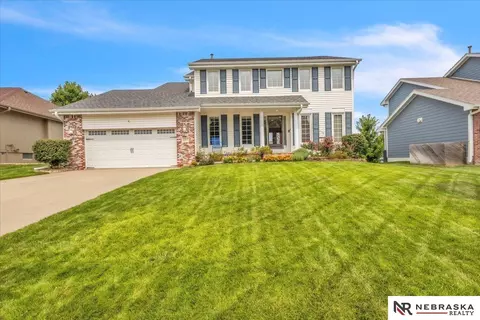 17012 Karen St, Omaha, NE 68135