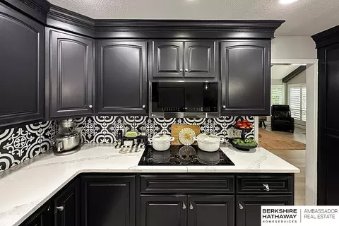 724 Eldorado Dr, Omaha, NE 68154 photo 7