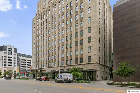 128 N 13th St #304, Lincoln, NE 68508