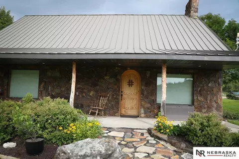 777 Eagle Nest Dr, Valentine, NE 69201 photo 4