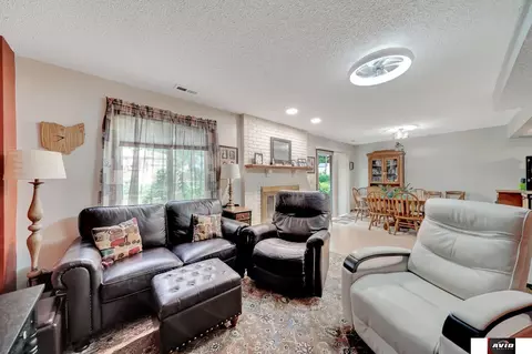 223 N 75th Ct, Lincoln, NE 68505