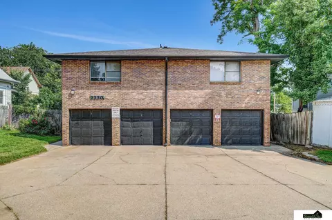 2220 C St, Lincoln, NE 68502