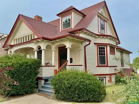 1309 S 31st St, Omaha, NE 68105