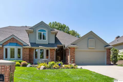 21746 Stanford Cir, Omaha, NE 68022