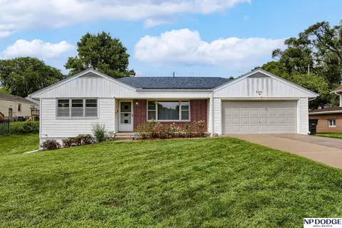 6542 6536 Hamilton St, Omaha, NE 68132