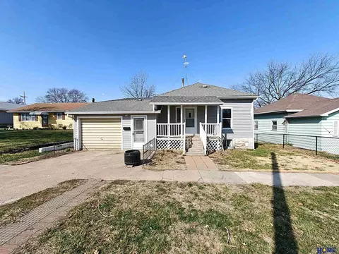 313 Main St, Johnson, NE 68378 photo 2
